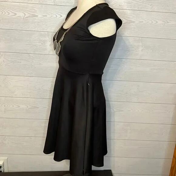 Pinc Fit and flare black skater dress Size Small - Picture 3 of 6